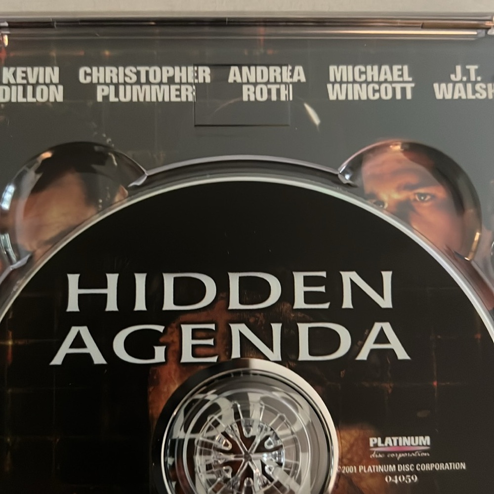 Hidden Agenda - DVD - Picture 4 of 4